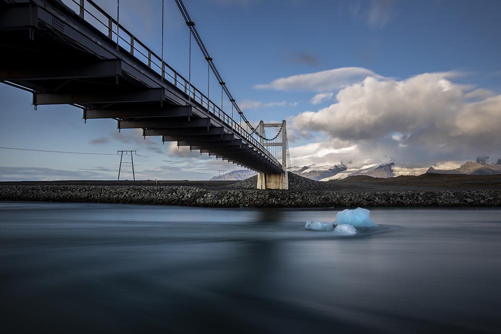 iceland bridge